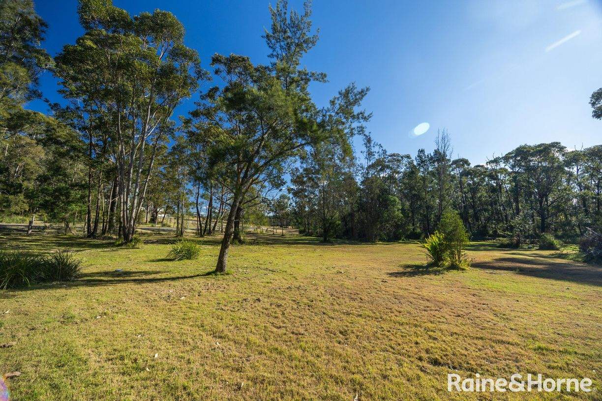 140C Narrawallee Creek Road — photo 23 of 27