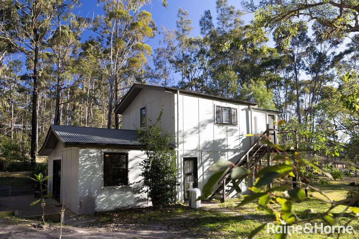140C Narrawallee Creek Road — photo 4 of 27