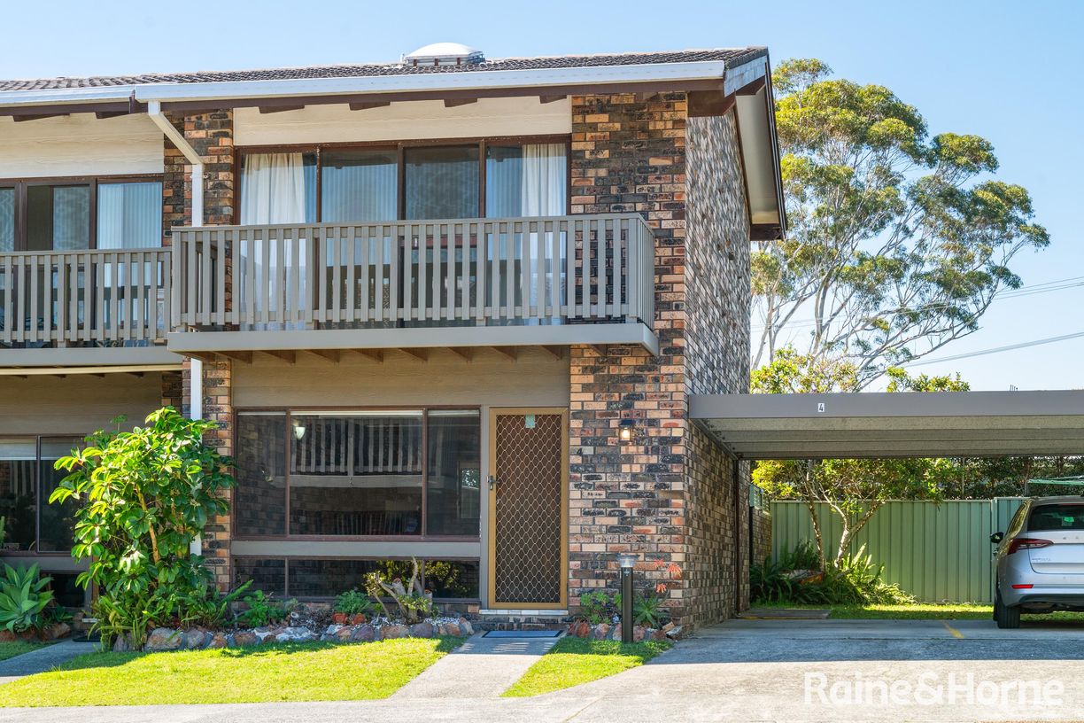 4/50 Ocean Street — photo 2 of 14