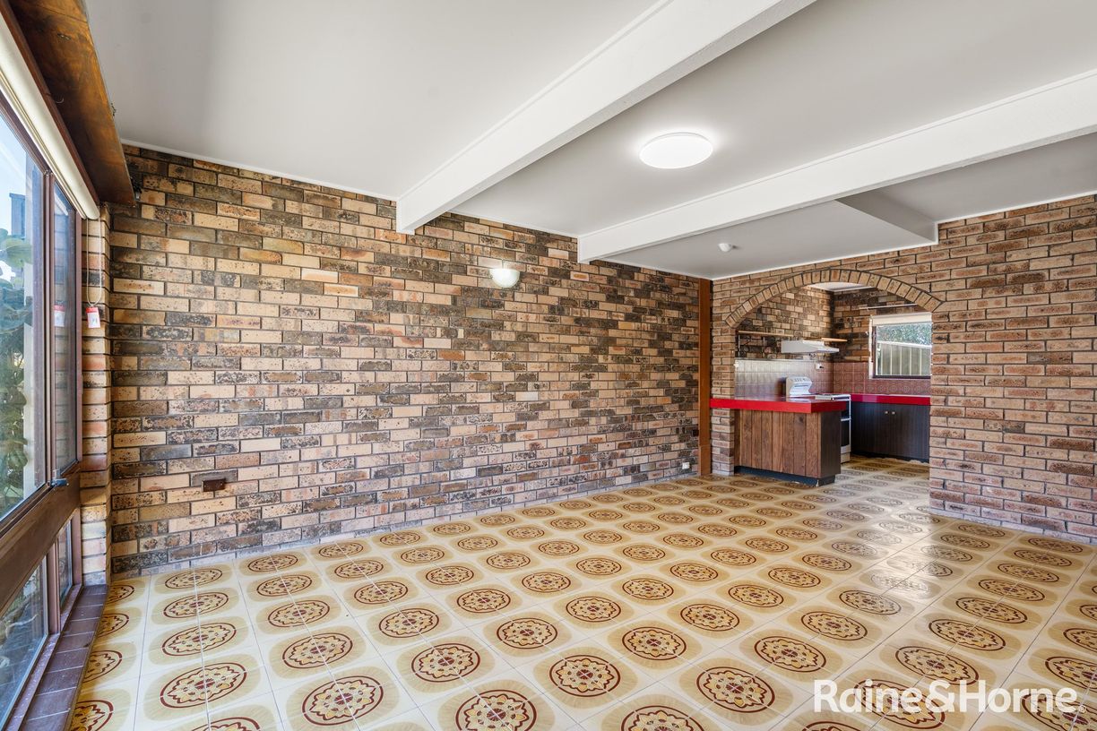 4/50 Ocean Street — photo 3 of 14