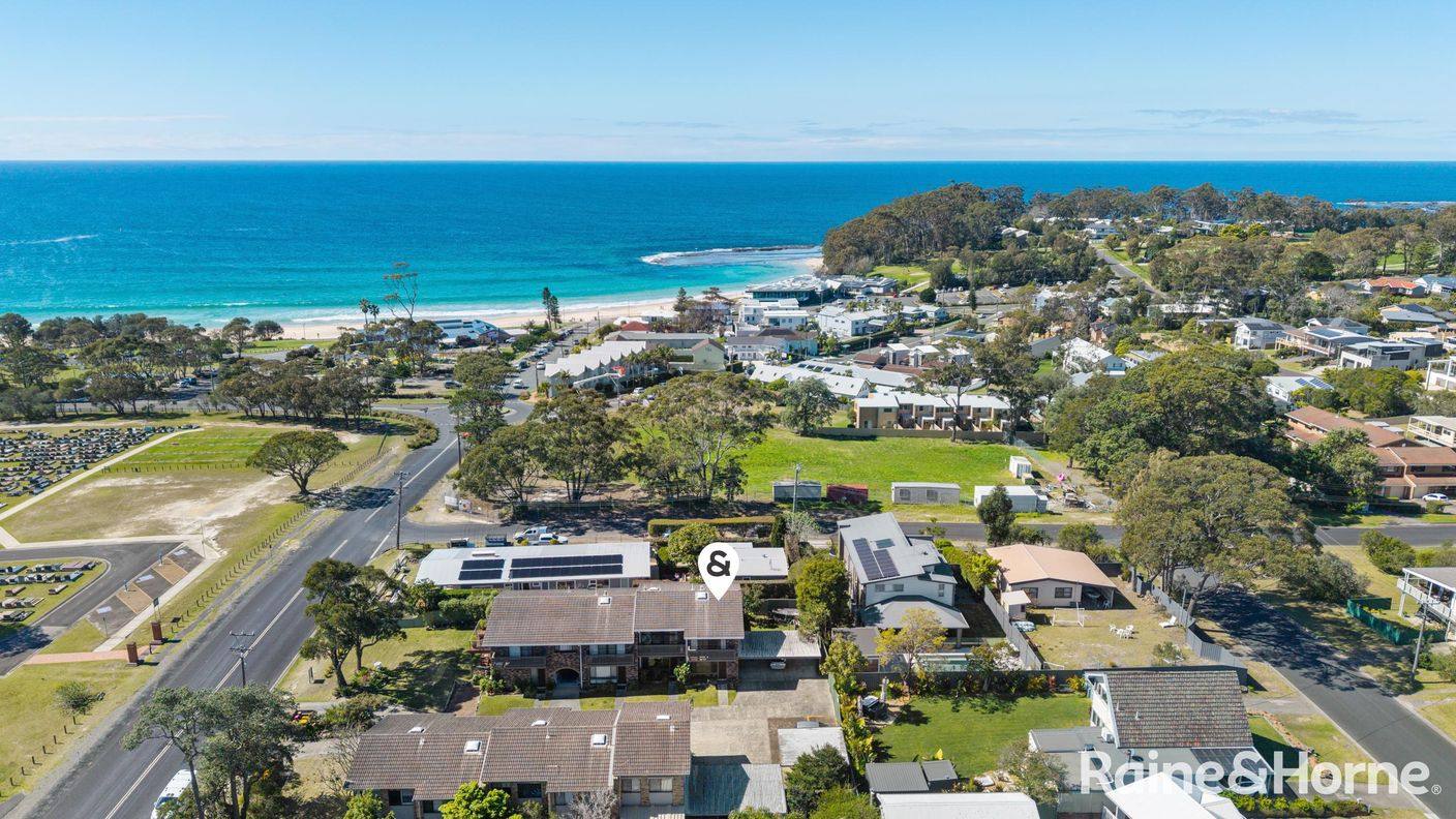 4/50 Ocean Street — photo from Raine & Horne Mollymook | Milton