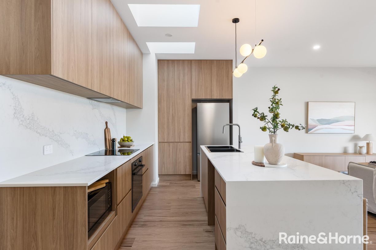 32A Nurrawallee Street — photo 4 of 27
