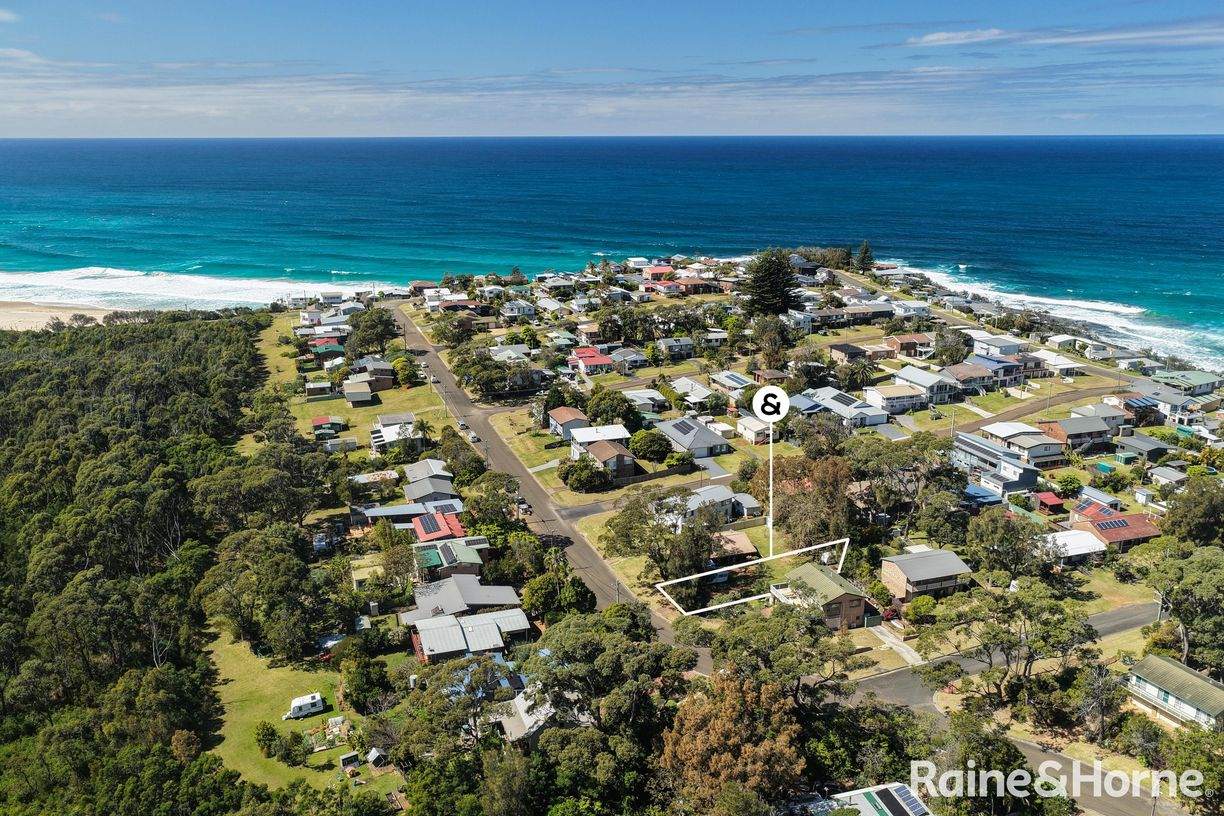 31 Curvers Drive — photo from Raine & Horne Mollymook | Milton