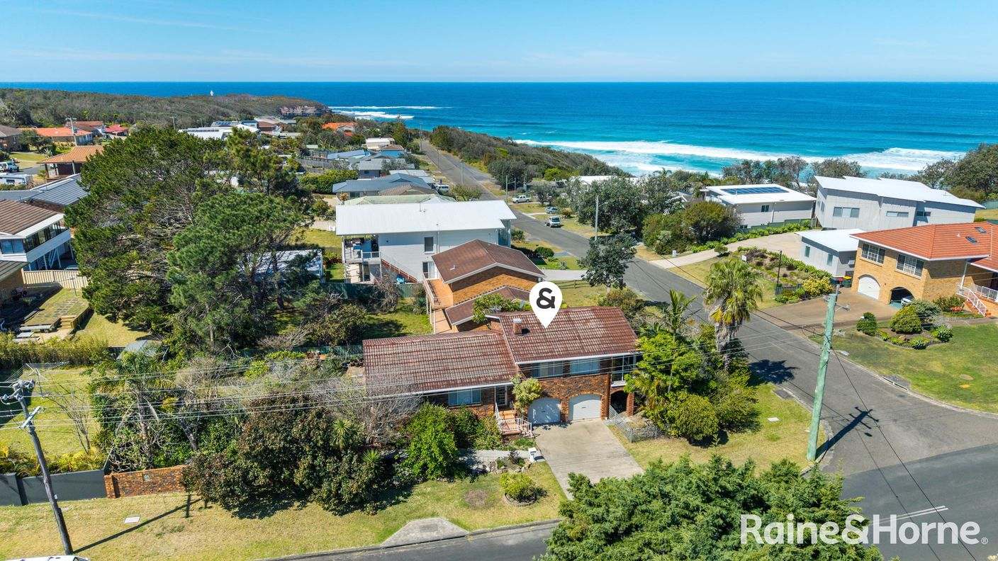29 Rennies Beach Close — photo 16 of 22