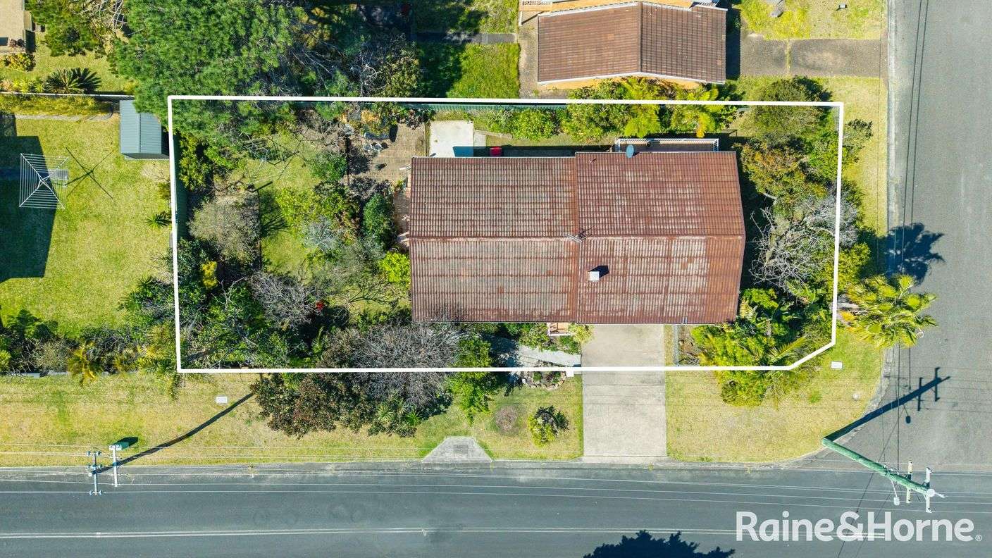 29 Rennies Beach Close — photo 22 of 22