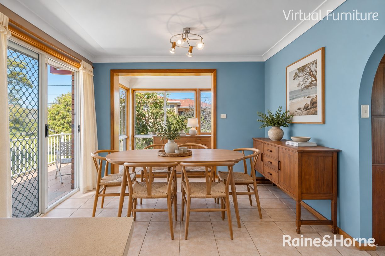 29 Rennies Beach Close — photo 3 of 22