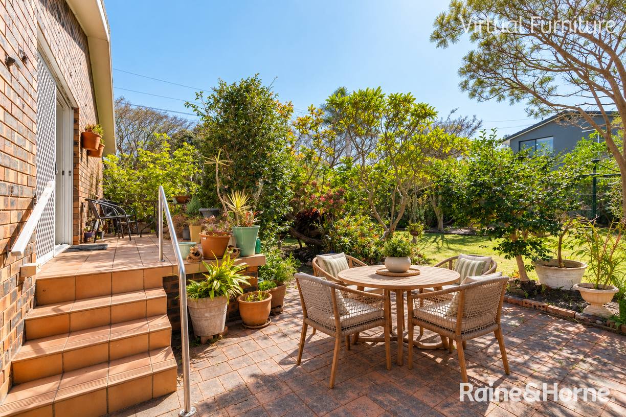 29 Rennies Beach Close — photo 18 of 22