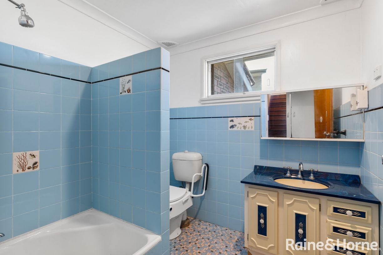 8 Highview Drive — photo 16 of 28