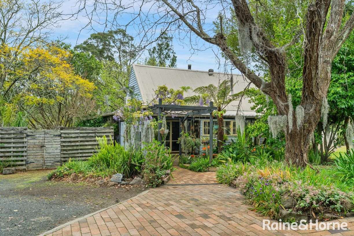 96 Bawley Point Road — photo from Raine & Horne Mollymook | Milton