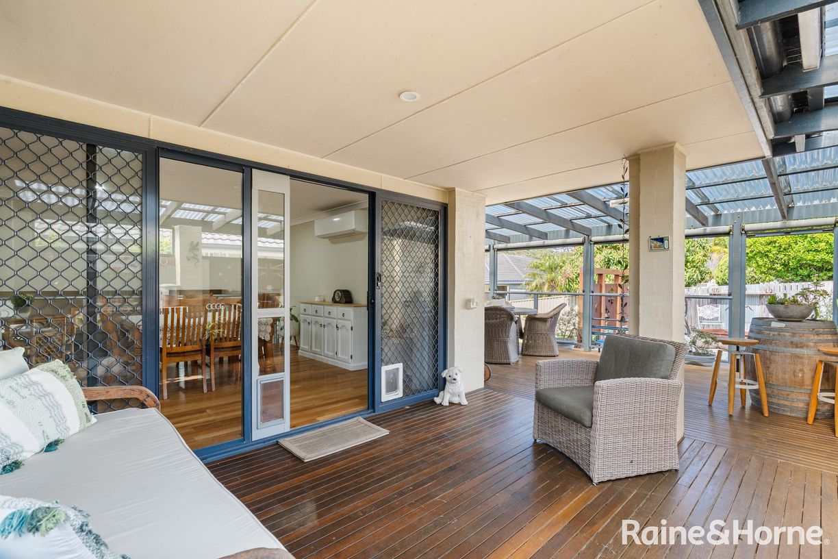 13 Royal Mantle Drive — photo 9 of 27