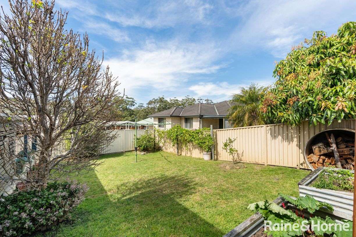13 Royal Mantle Drive — photo 22 of 27