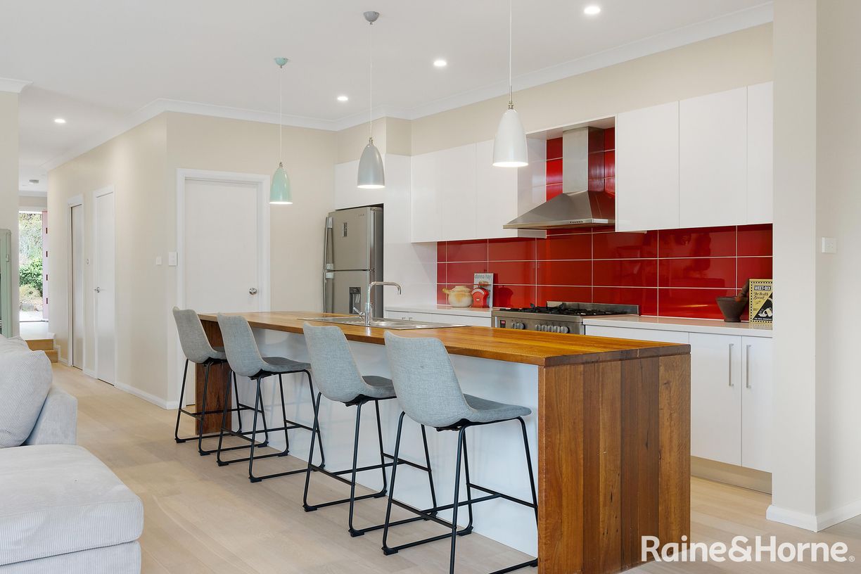 15 Payten Avenue — photo 4 of 19