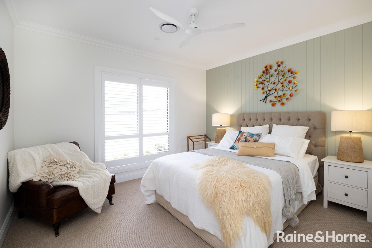 26 Brookwater Crescent — photo 21 of 30