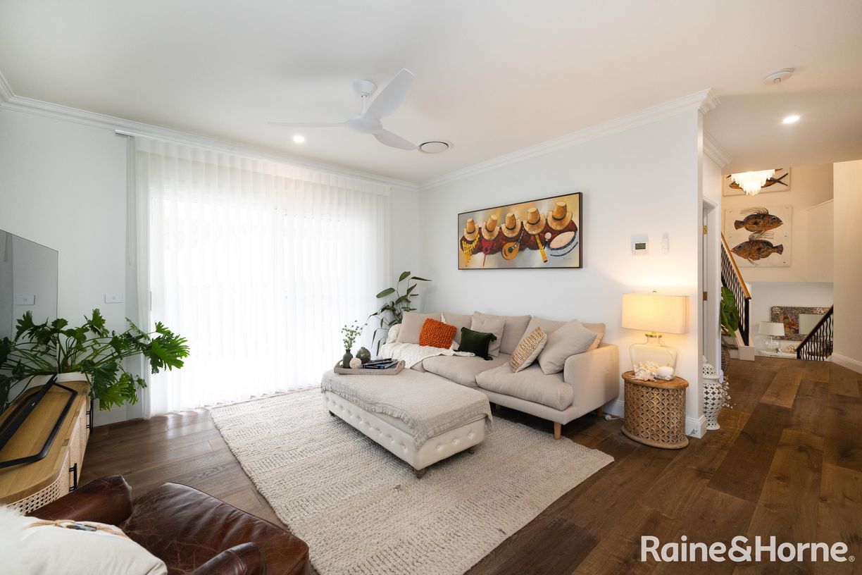 26 Brookwater Crescent — photo 17 of 30