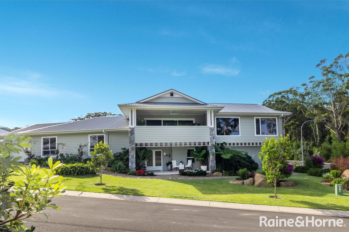 26 Brookwater Crescent — photo from Raine & Horne Mollymook | Milton