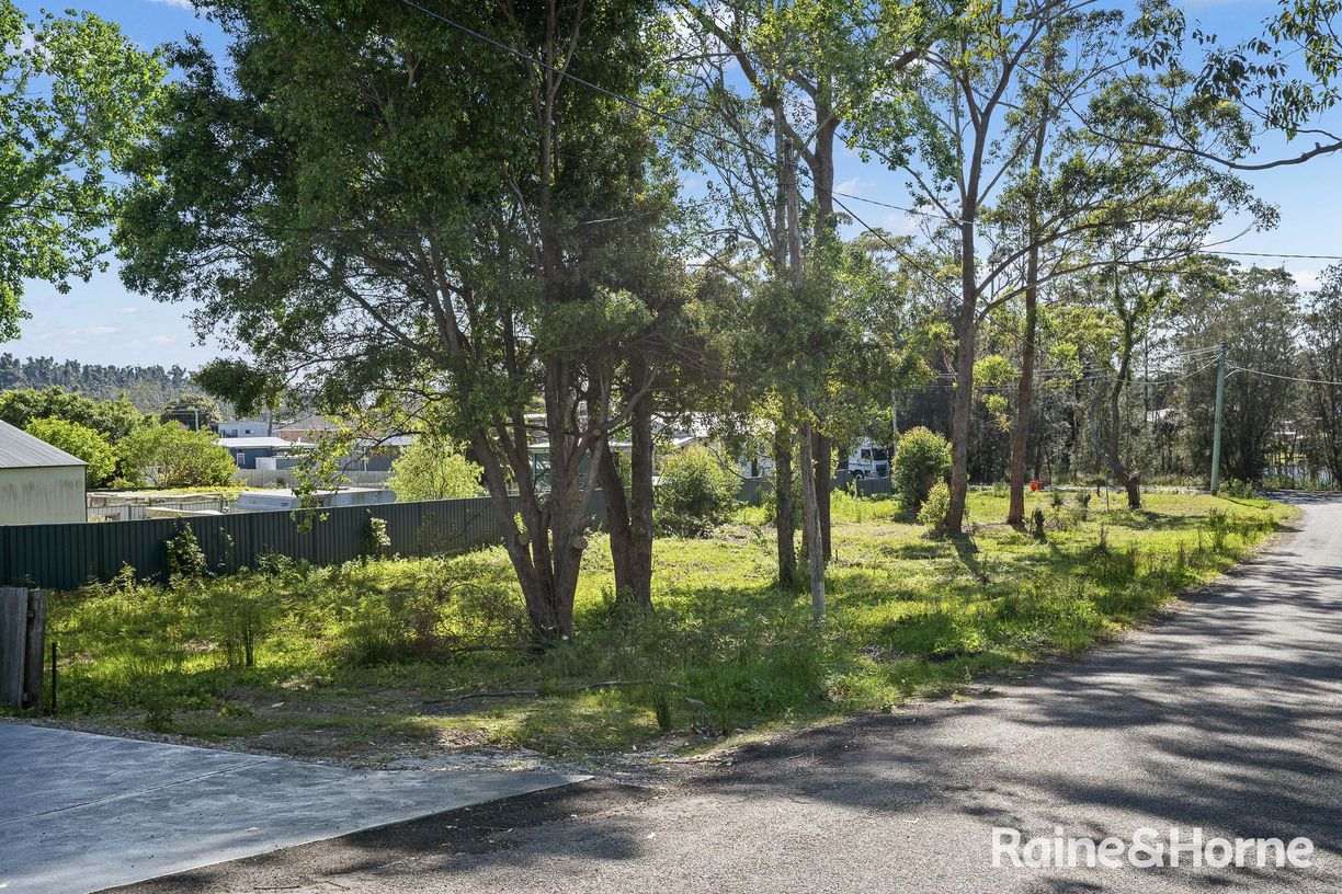 17 Milham Street — photo 4 of 7