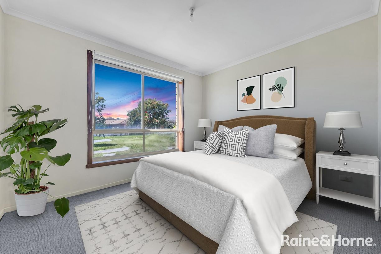 Unit A & Unit B/9 Farrant Court — photo 11 of 28
