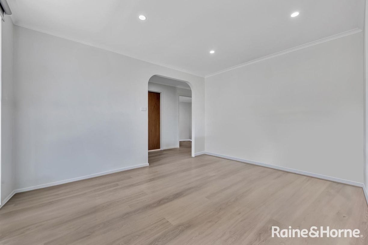 Unit A & Unit B/9 Farrant Court — photo 15 of 28