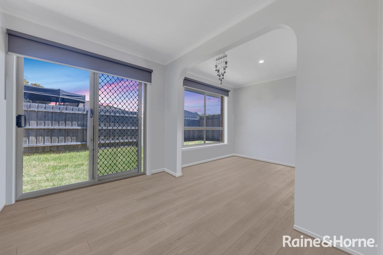 Unit A & Unit B/9 Farrant Court — photo 16 of 28
