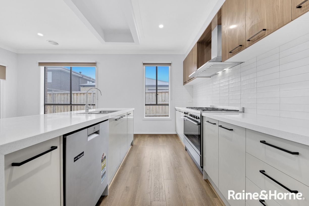 19 Eastgate Street — photo 12 of 20