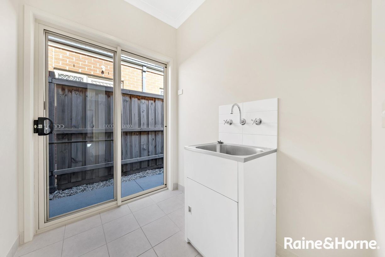 88 Alison Street — photo 10 of 24