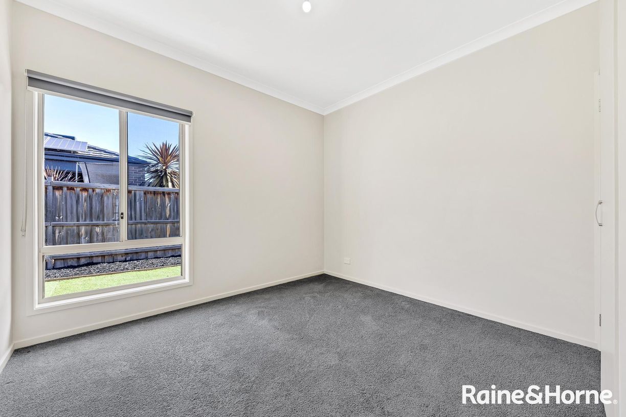 88 Alison Street — photo 12 of 24