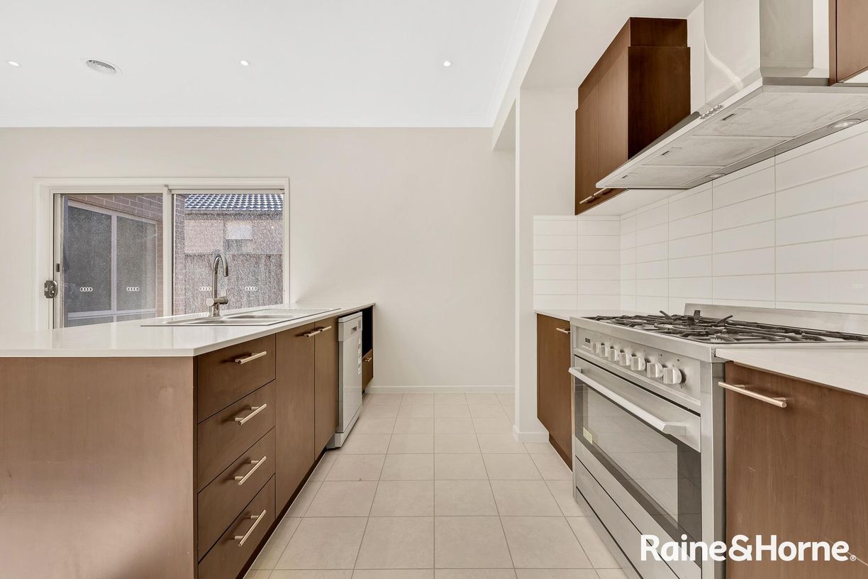 88 Alison Street — photo 14 of 24