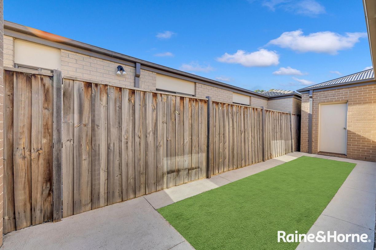 88 Alison Street — photo 17 of 24