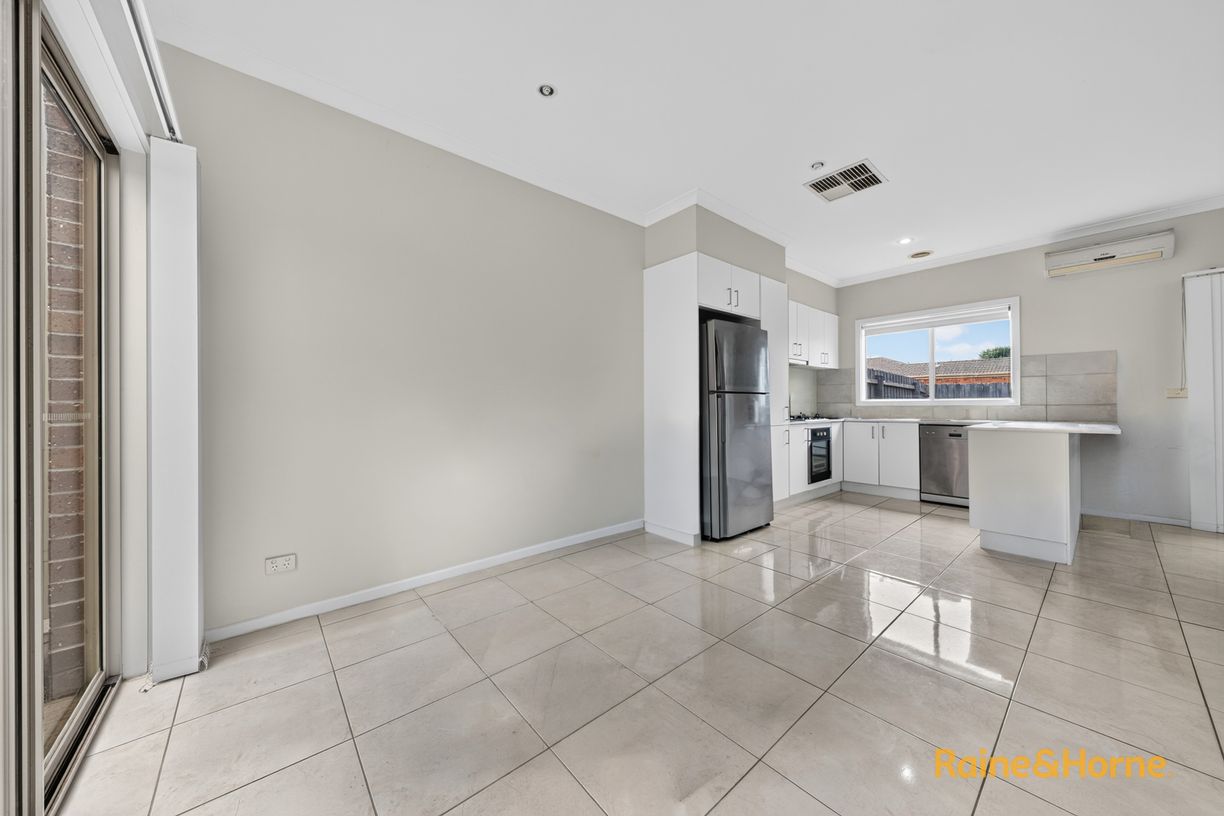 2/6 Starflower Way — photo 11 of 20