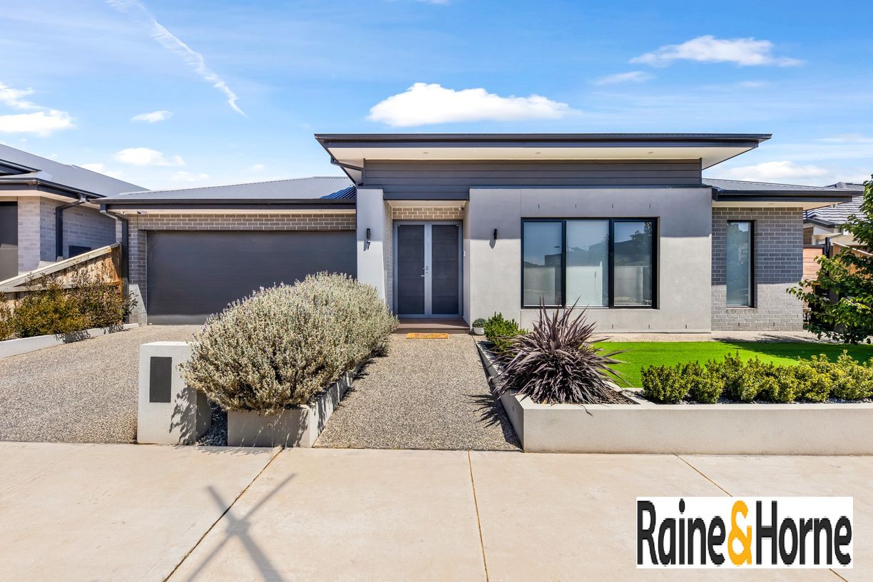 7 Sasha Crescent — photo from Raine & Horne Caroline Springs