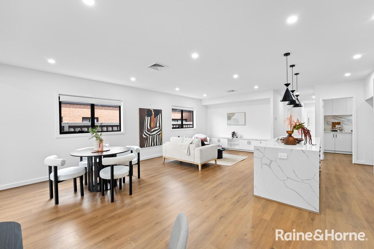 20 Franca Avenue — photo 10 of 30