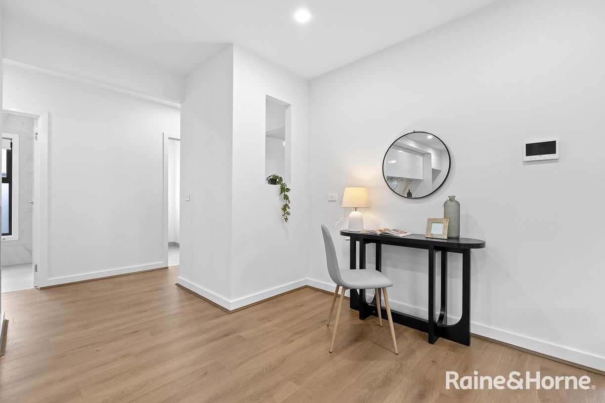 20 Franca Avenue — photo 13 of 30