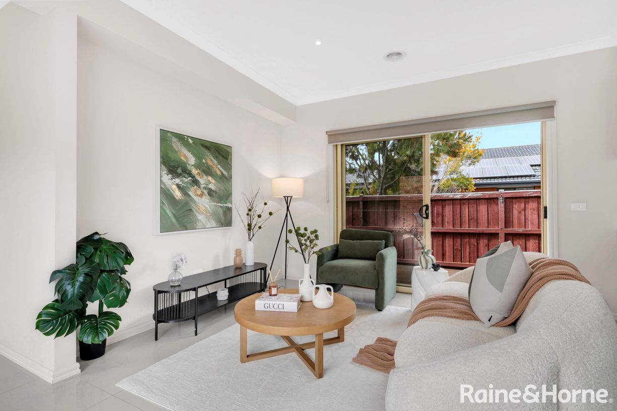 25 Eaglehawk Boulevard — photo 8 of 28