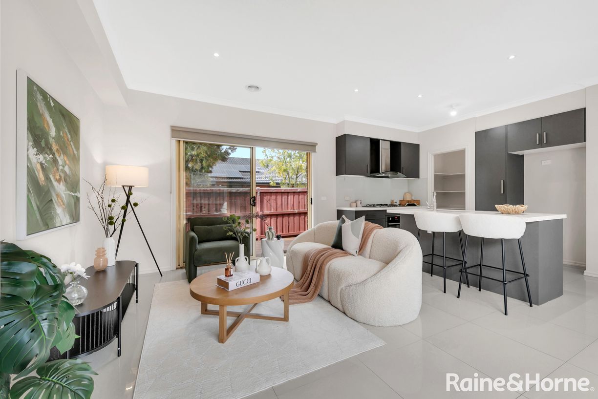 25 Eaglehawk Boulevard — photo 10 of 28