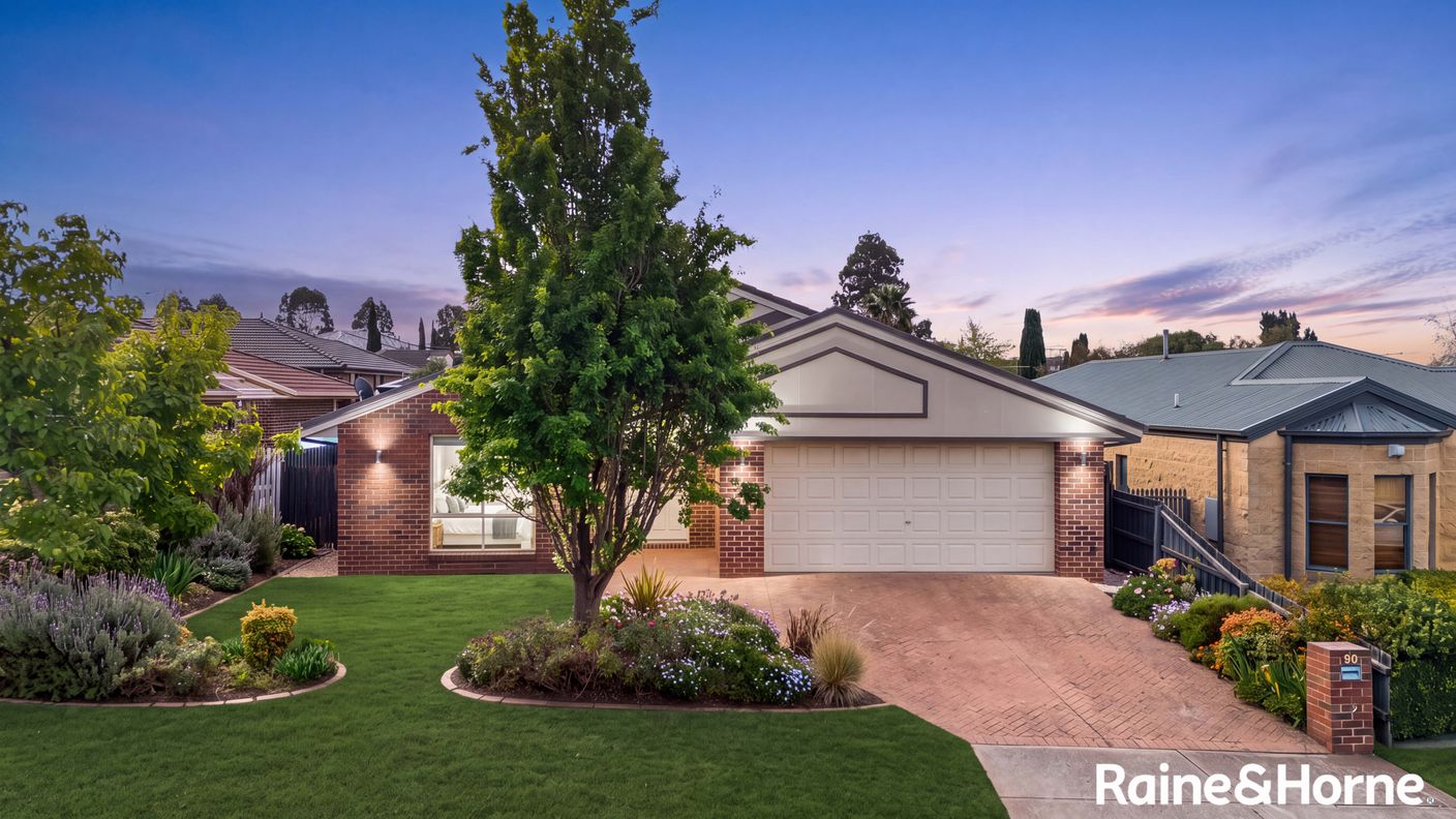 35 Berthon Crescent — photo from Raine & Horne Caroline Springs