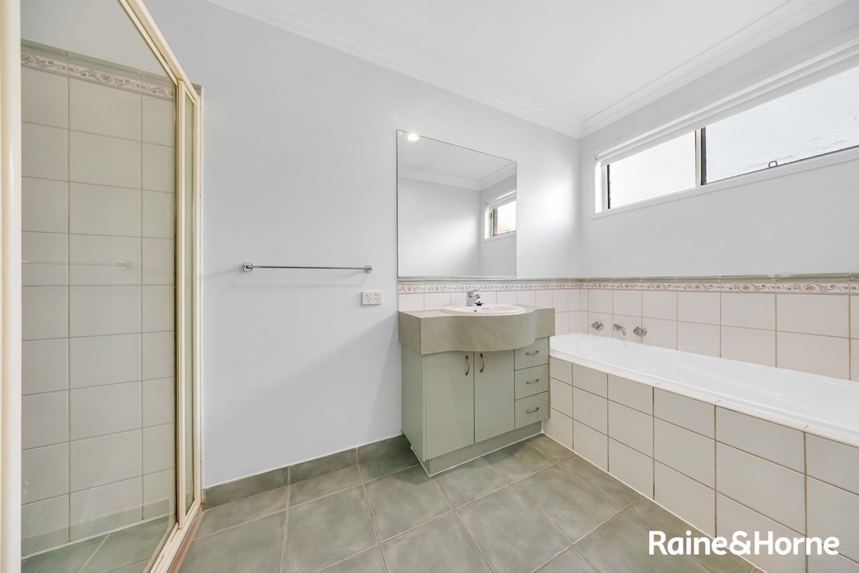 35 Berthon Crescent — photo 13 of 21