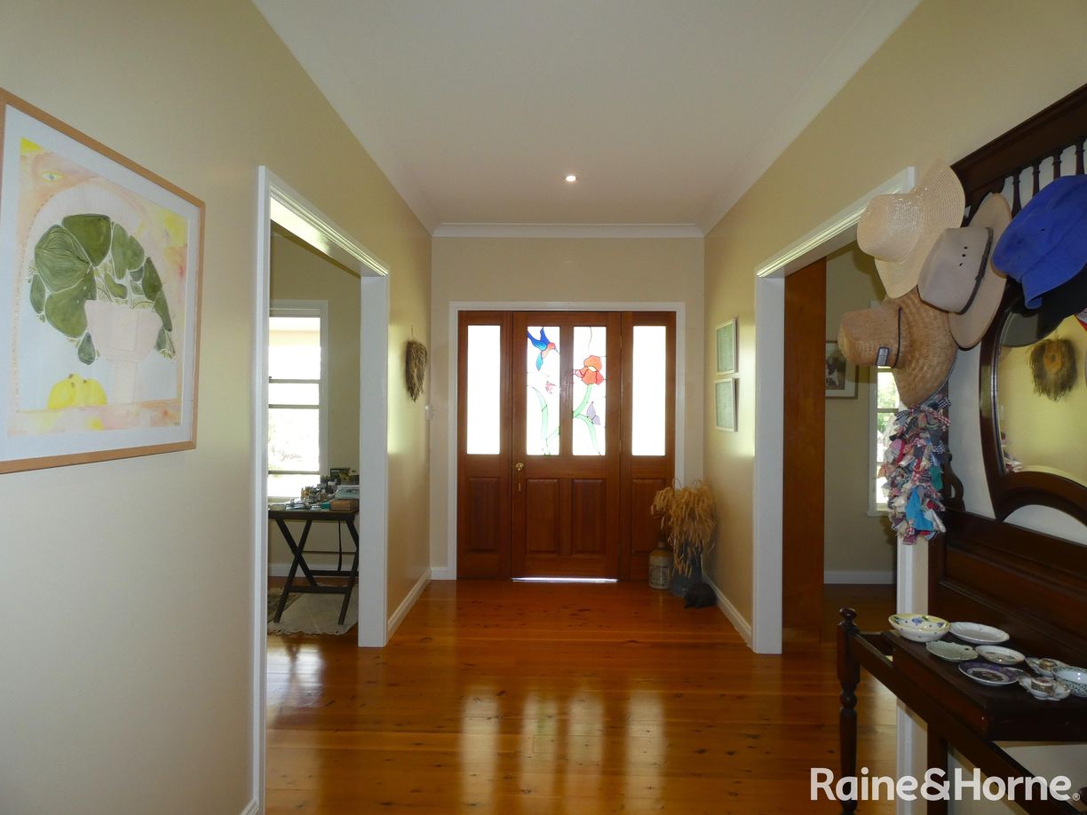 48 Tirzah Street — photo 5 of 17