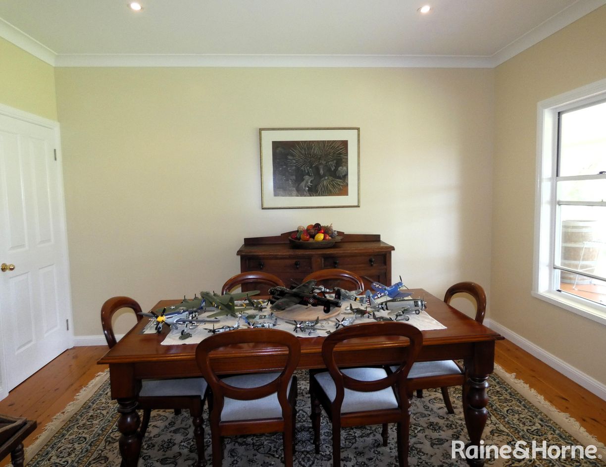48 Tirzah Street — photo 7 of 17