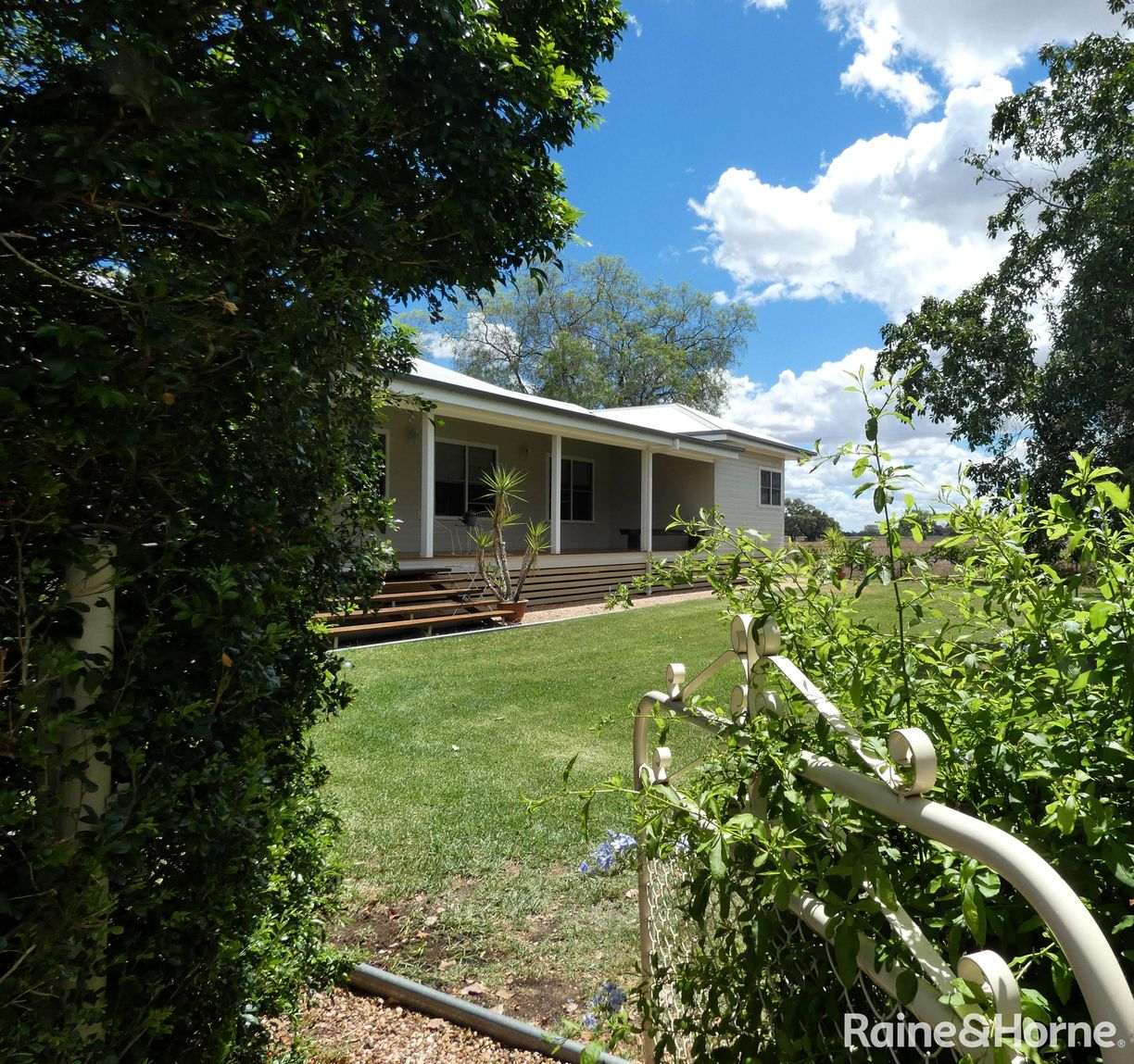 48 Tirzah Street — photo 15 of 17