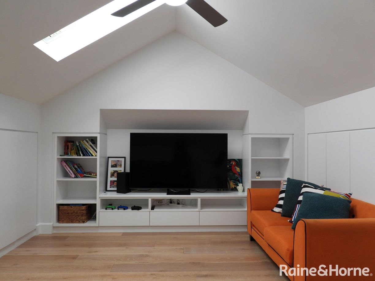 7 Urallie Place — photo 9 of 11