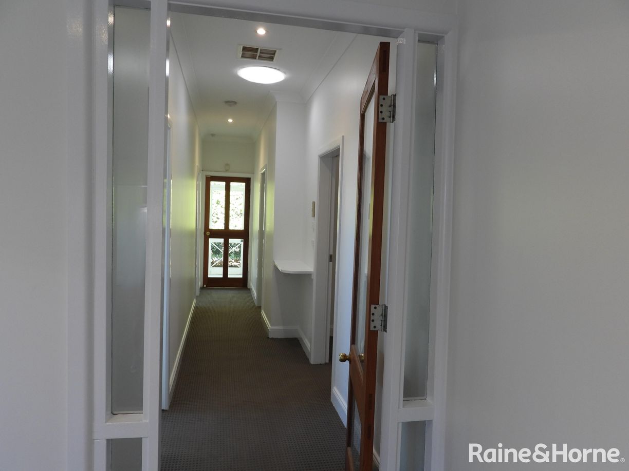 1 Dobbie Street — photo 15 of 24