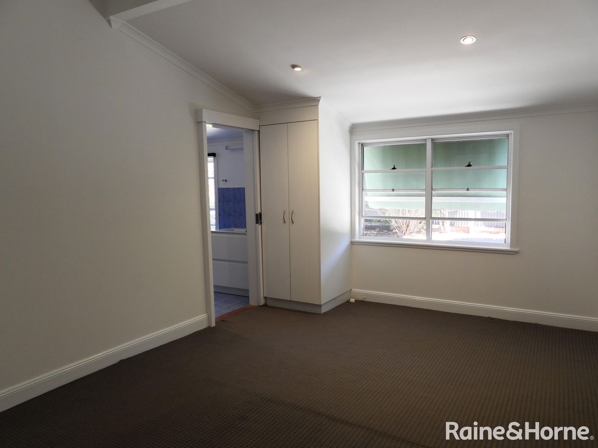 1 Dobbie Street — photo 17 of 24