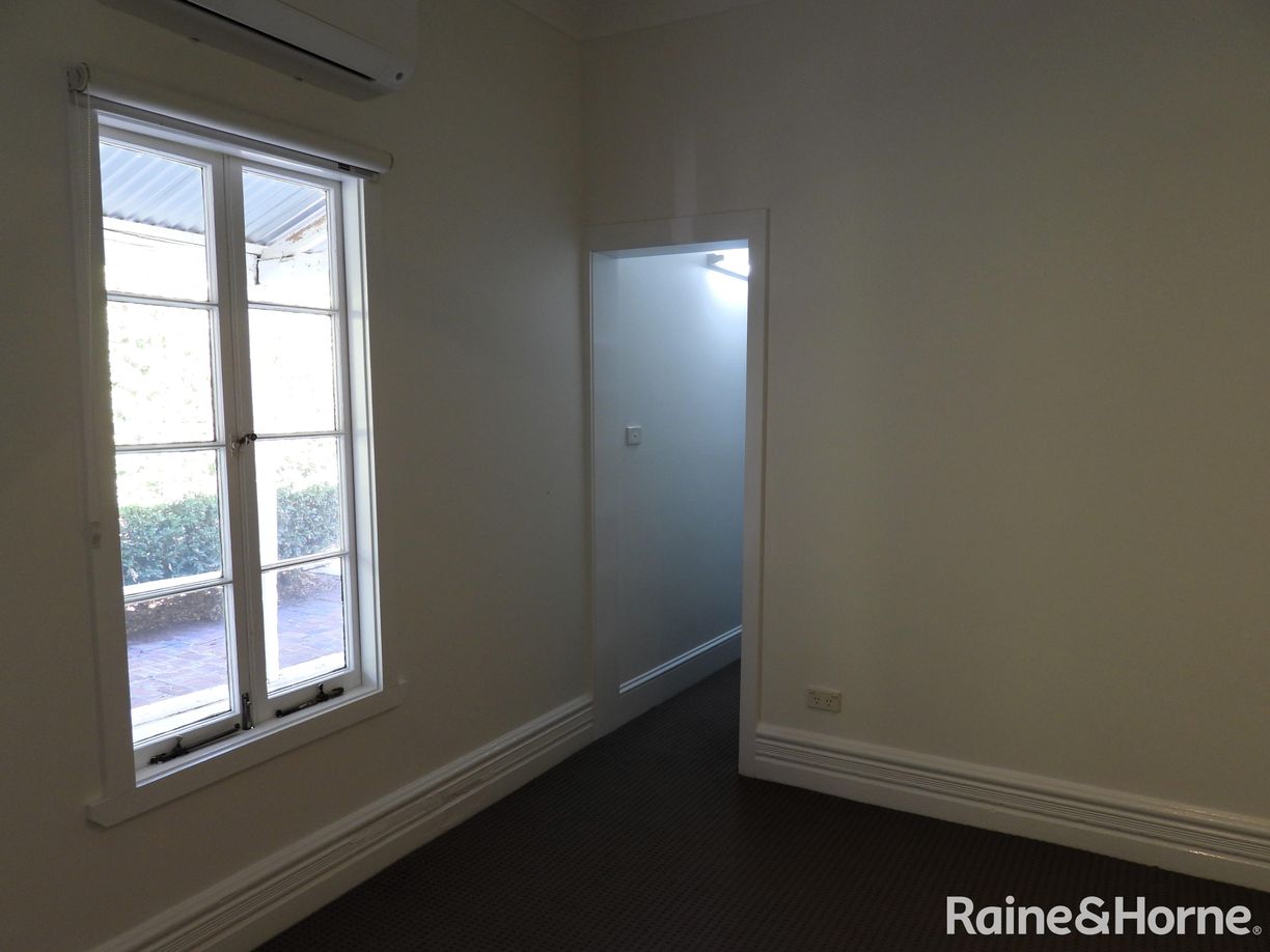 1 Dobbie Street — photo 19 of 24