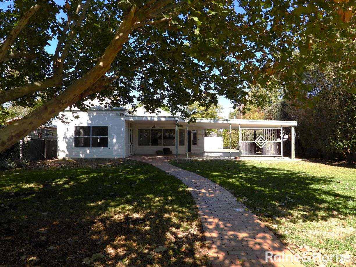 1 Dobbie Street — photo from Raine & Horne Moree