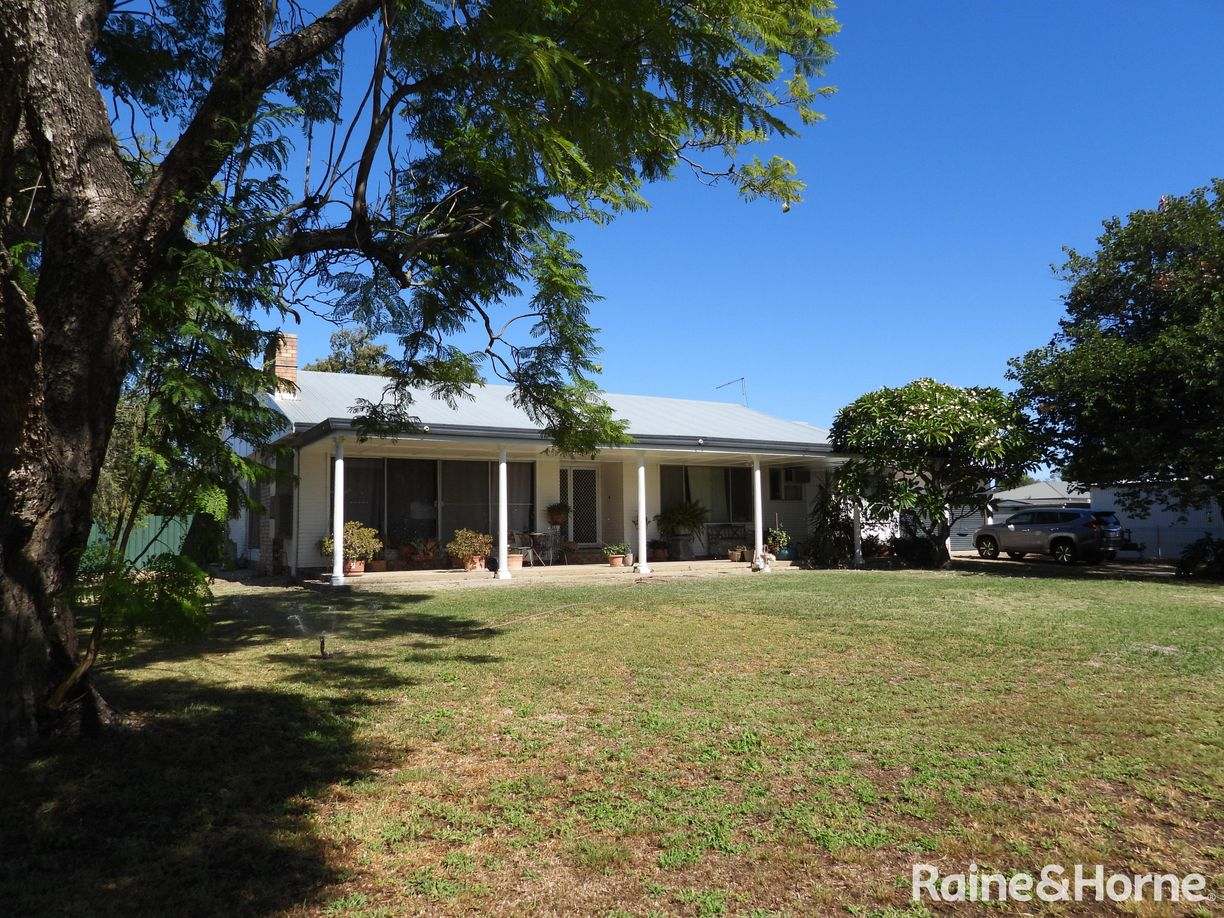 2 Macarthur Street — photo 2 of 12