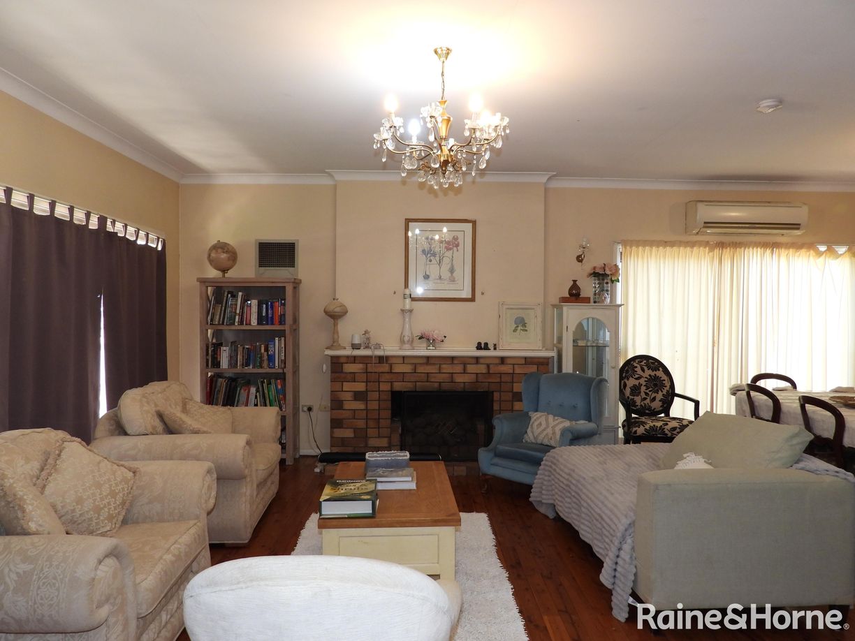 2 Macarthur Street — photo 6 of 12