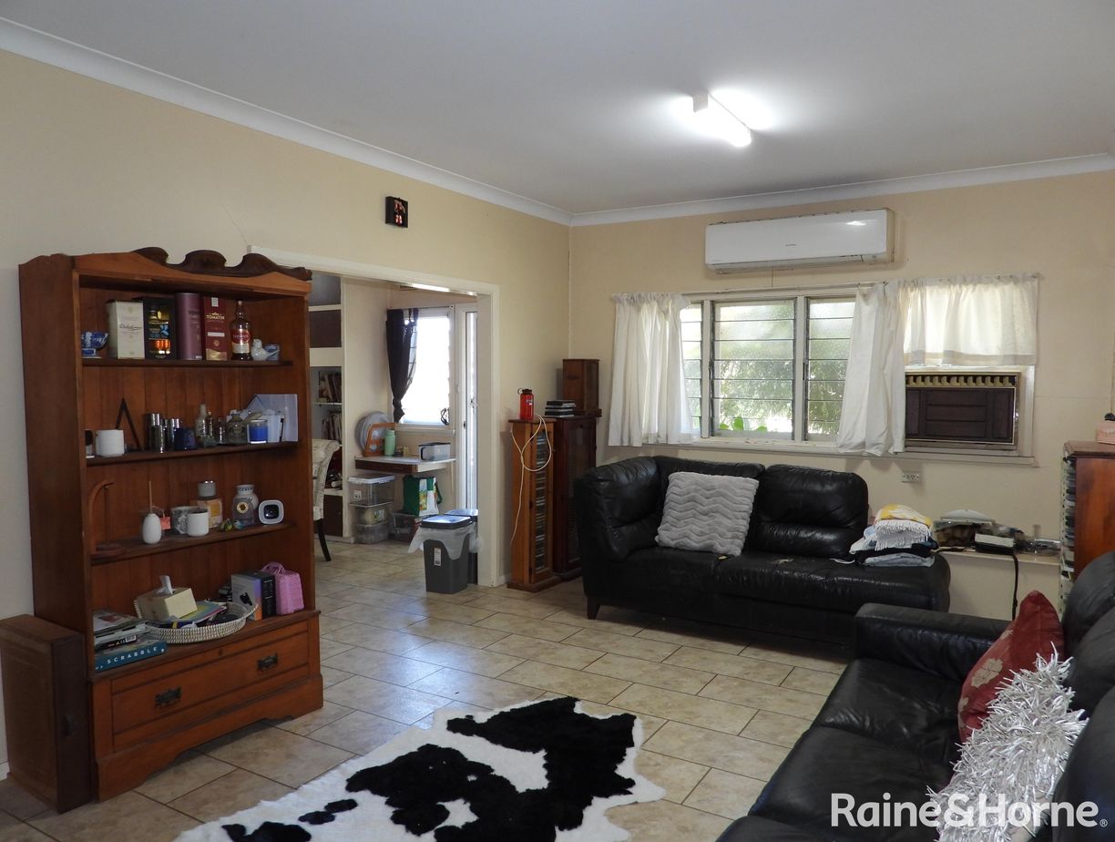 2 Macarthur Street — photo 11 of 12
