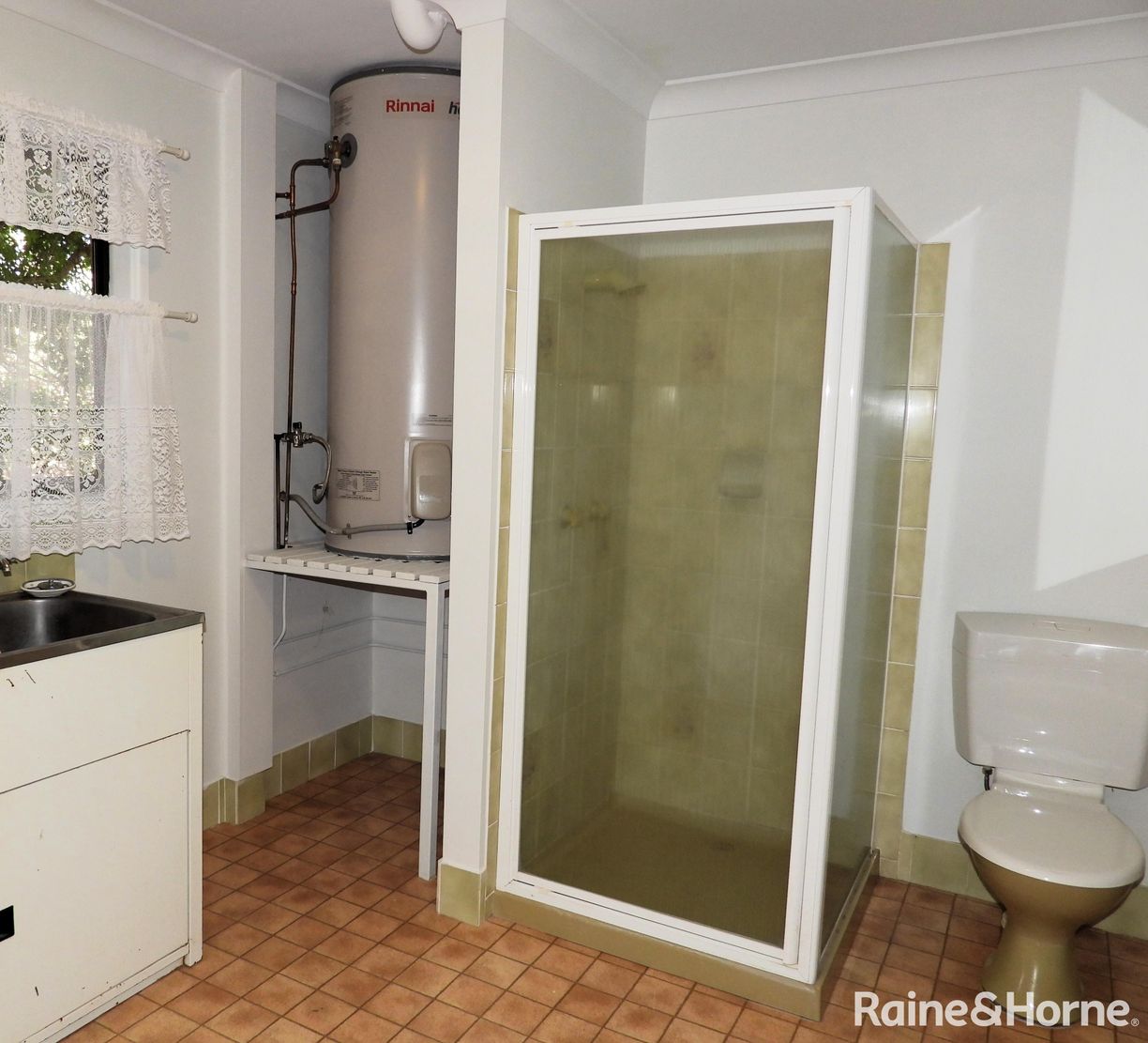 2 Heber Street — photo 14 of 20