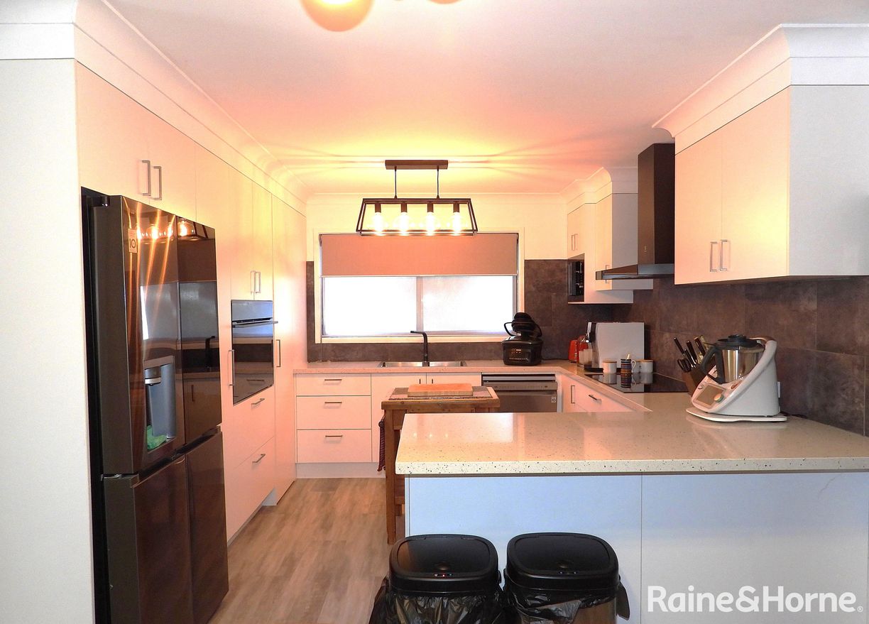 2 Heber Street — photo 8 of 20