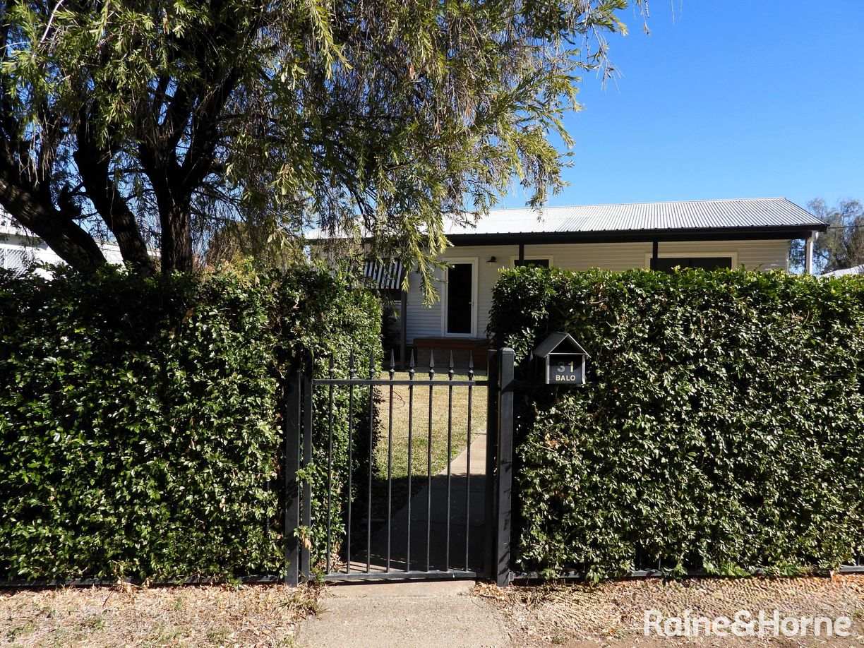 31 Balo Street — photo 2 of 23